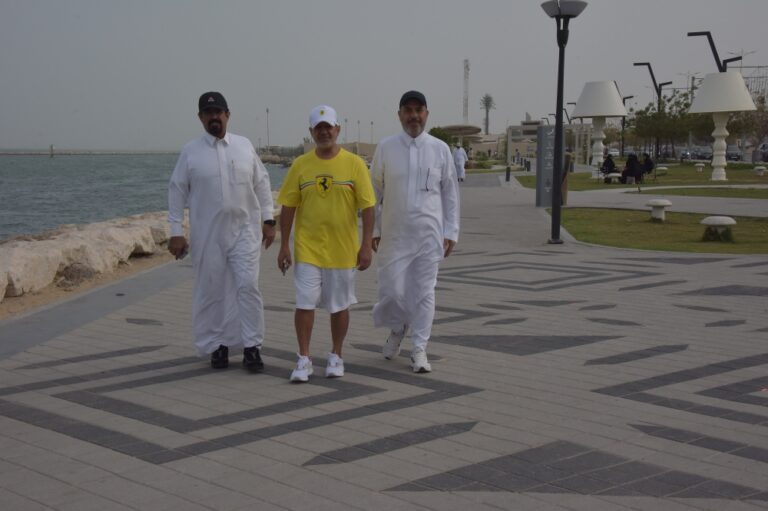 3-عادات-يومية-غيرت-حياة-السعوديين.-إليك-هرم-الأولويات-الصحية-الجديد