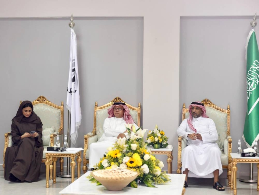 وكيل وزارة الرياضة يزور نادي هجر  لمتابعة سير العمل والإطلاع على أبرز المعوقات