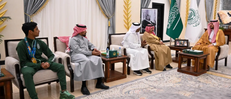 مُحافظ-الطائف-يكرّم-اللاعب-الثقفي-بعد-تأهله-إلى-بارالمبية-لوس-أنجلوس-2028