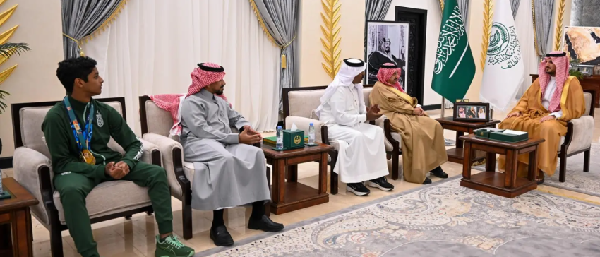 مُحافظ الطائف يكرّم اللاعب الثقفي بعد تأهله إلى بارالمبية لوس أنجلوس 2028