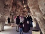 الأحساء.. كهوف جبل القارة تجذب العالم وتعزز الهوية السياحية