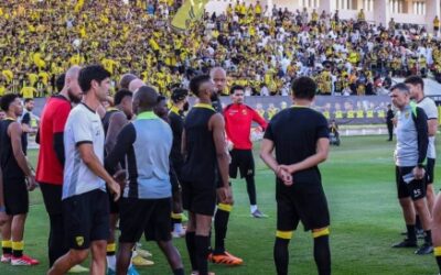 نمور المدرجات يشعلون حماس اللاعبين في التدريبات