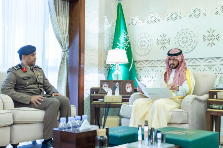 نائب-أمير-الشرقية-يطّلع-على-أعمال-المديرية-العامة-للدفاع-المدني-في-المنطقة