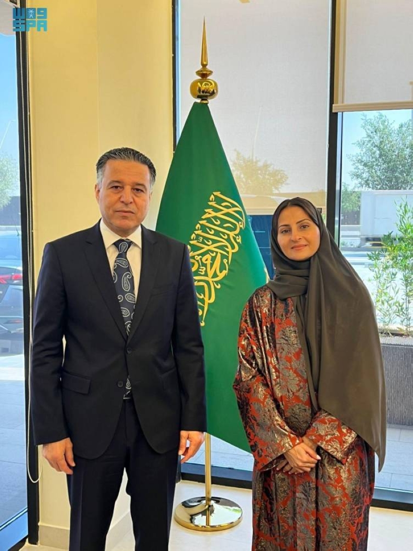 سارة-بنت-بندر-تستعرض-مع-«بشينة»-واقع-النخيل-بليبيا