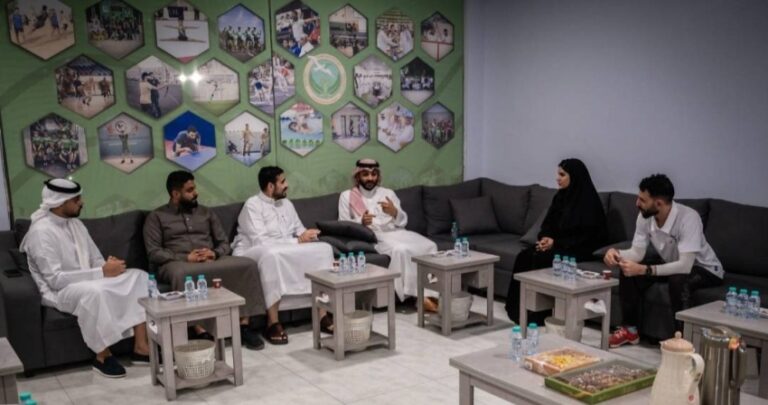 نادي-السلام-يستقبل-وفد-الاتحاد-السعودي-للسهام-لمناقشة-سبل-تطوير-اللعبة