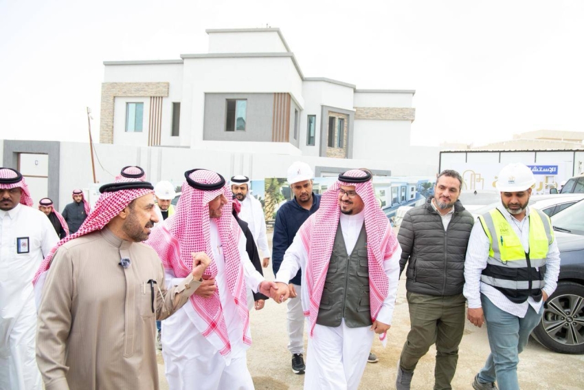 السواط يطلع على مشروع تلال الباحة ويشيد بجودة التنفيذ وتنوع الخيارات السكنية