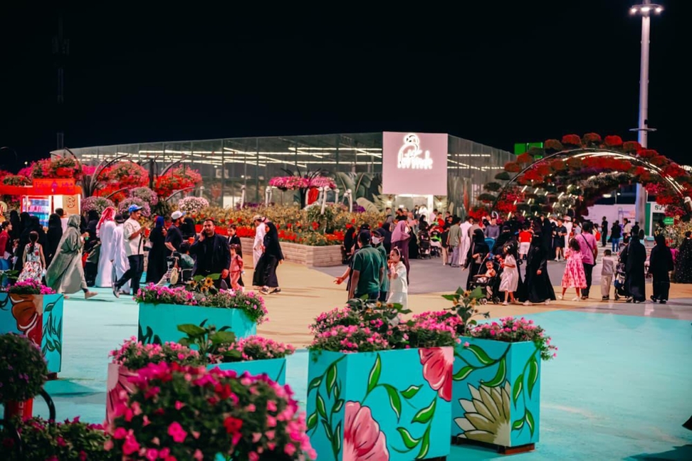 “بوليفارد فلاورز”.. أنشطة ترفيهية متنوعة في أكبر حديقة للزهور الطبيعية