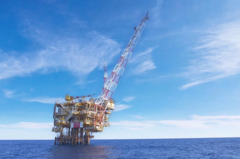 الإعلان-عن-اكتشاف-ضخم-للغاز-الطبيعي-قبالة-إندونيسيا