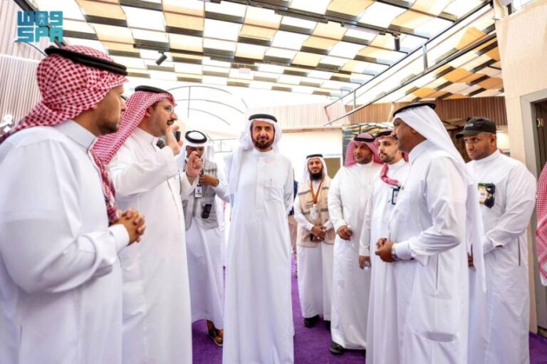 وزير-الحج:-أنظمة-إلكترونية-تُطبّق-لأول-مرة-لمتابعة-التفويج