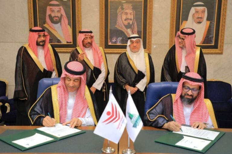 جامعة-المؤسس-وجمعية-المبادرات-توقّعان-مذكرة-تفاهم-لدعم-مبادرة-صناعيو-المستقبل