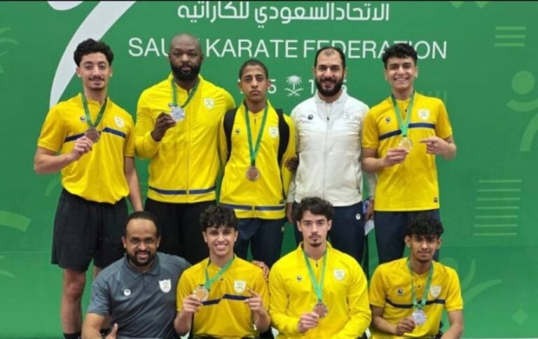 فريق-نادي-تيماء-يحققون-أرقام-جديدة-في-الكاراتيه