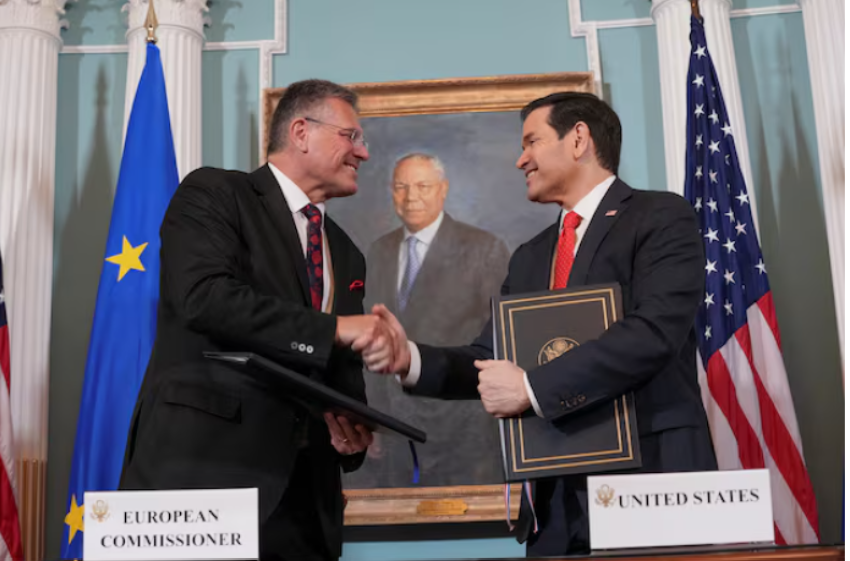 الاتحاد الأوروبي والولايات المتحدة الأمريكية يوقعان مذكرة تفاهم بشأن المعادن الحيوية