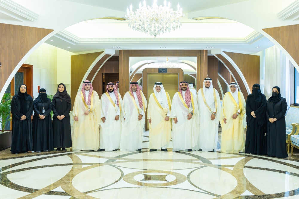 أمير الشرقية يدشّن حملة “كن قويًا لأجلك” للتوعية بالتصلب المتعدد