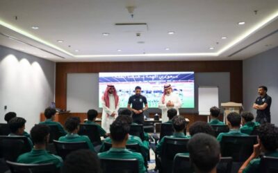 المسحل يلتقي لاعبي الأخضر تحت17 قبل انطلاق كأس آسيا