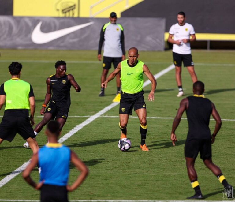 «الآسيوية»-تشعل-مواجهة-التعاون-والاتحاد