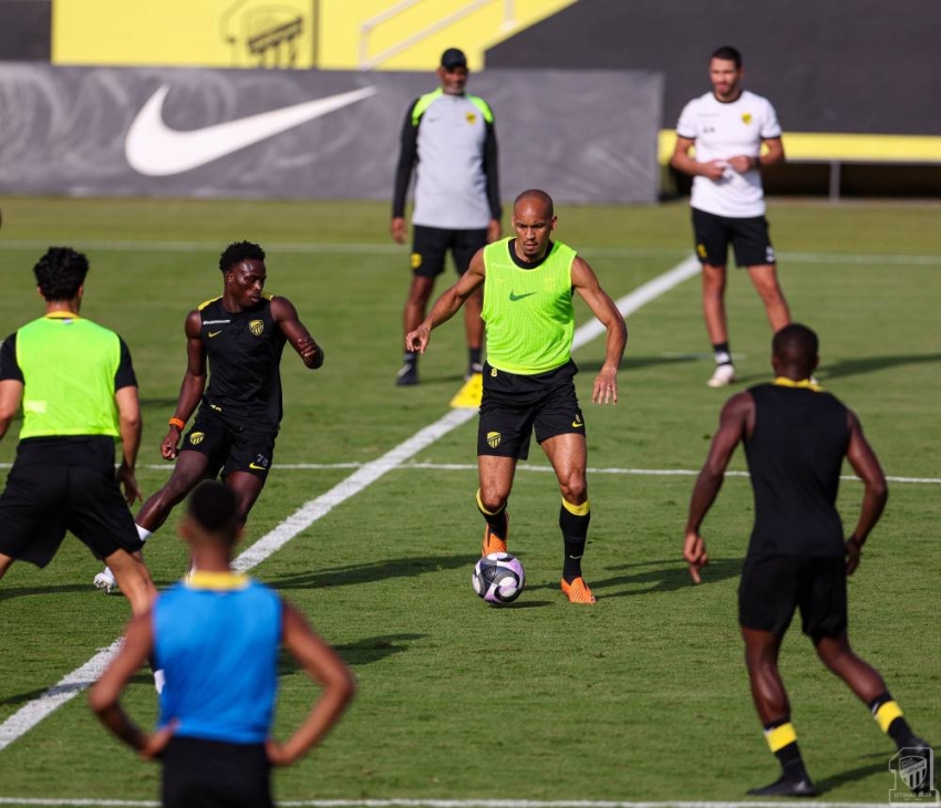 «الآسيوية» تشعل مواجهة التعاون والاتحاد