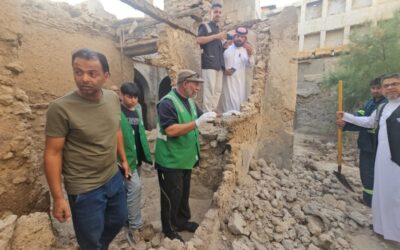 صور.. متطوعو “دارين” و”تاروت” يحمون الآثار من الملوثات البصرية