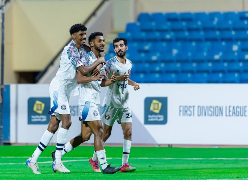 نادي العدالة يطفئ الأنوار بهدفين