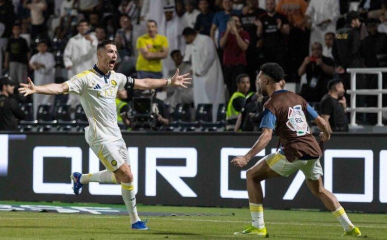 النصر-يقترب-من-حسم-اللقب-برباعية-في-الشباب