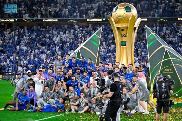 لقب-الهلال-العاشر.-أول-إنجازات-إنزاجي