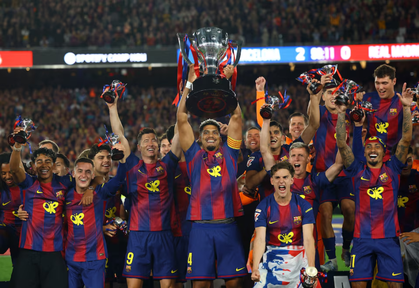 برشلونة-يحسم-لقب-الدوري-الإسباني-بعد-تغلبه-على-ريال-مدريد-بثنائية