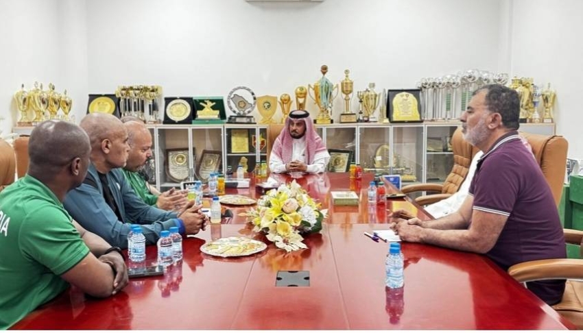 نادي هجر يستقبل وفداً من الاتحاد السعودي للملاكمة والركل لتشجيع النادي وإستحداث اللعبة
