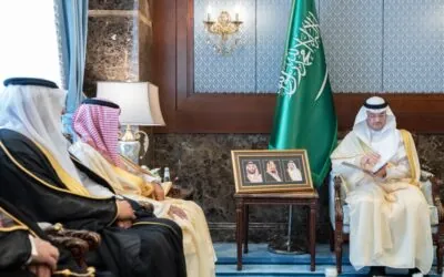 محافظ الأحساء يطّلع على جهود وبرامج بنك التنمية الاجتماعية بالمحافظة