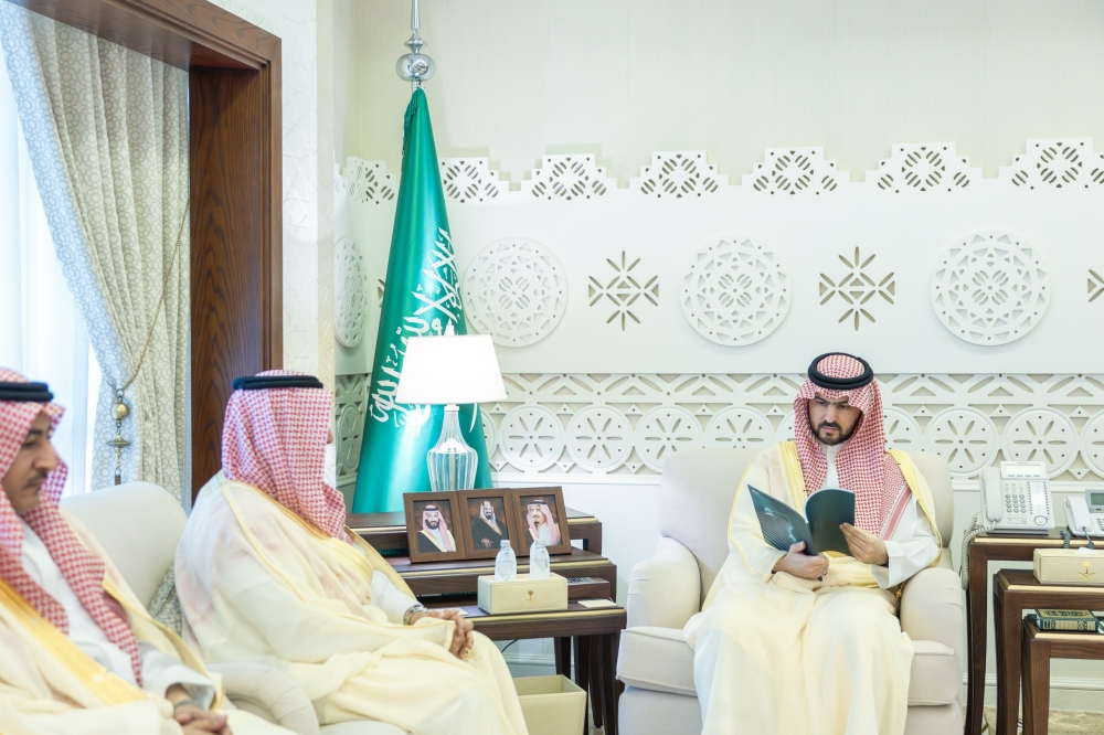 نائب أمير الشرقية يطّلع على مشاريع وإنجازات الهيئة السعودية للمقاولين